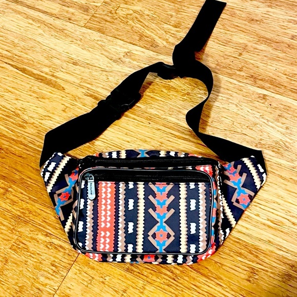 Like New! Sojourner Boho Tribal Aztec Red, Black, Blue, Brown Waist Pack OS - Picture 2 of 6